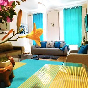 Wonder Deer Luxury Apartment at the Opera